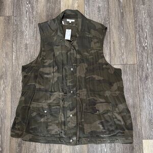 Maurices Olive Camouflage Vest